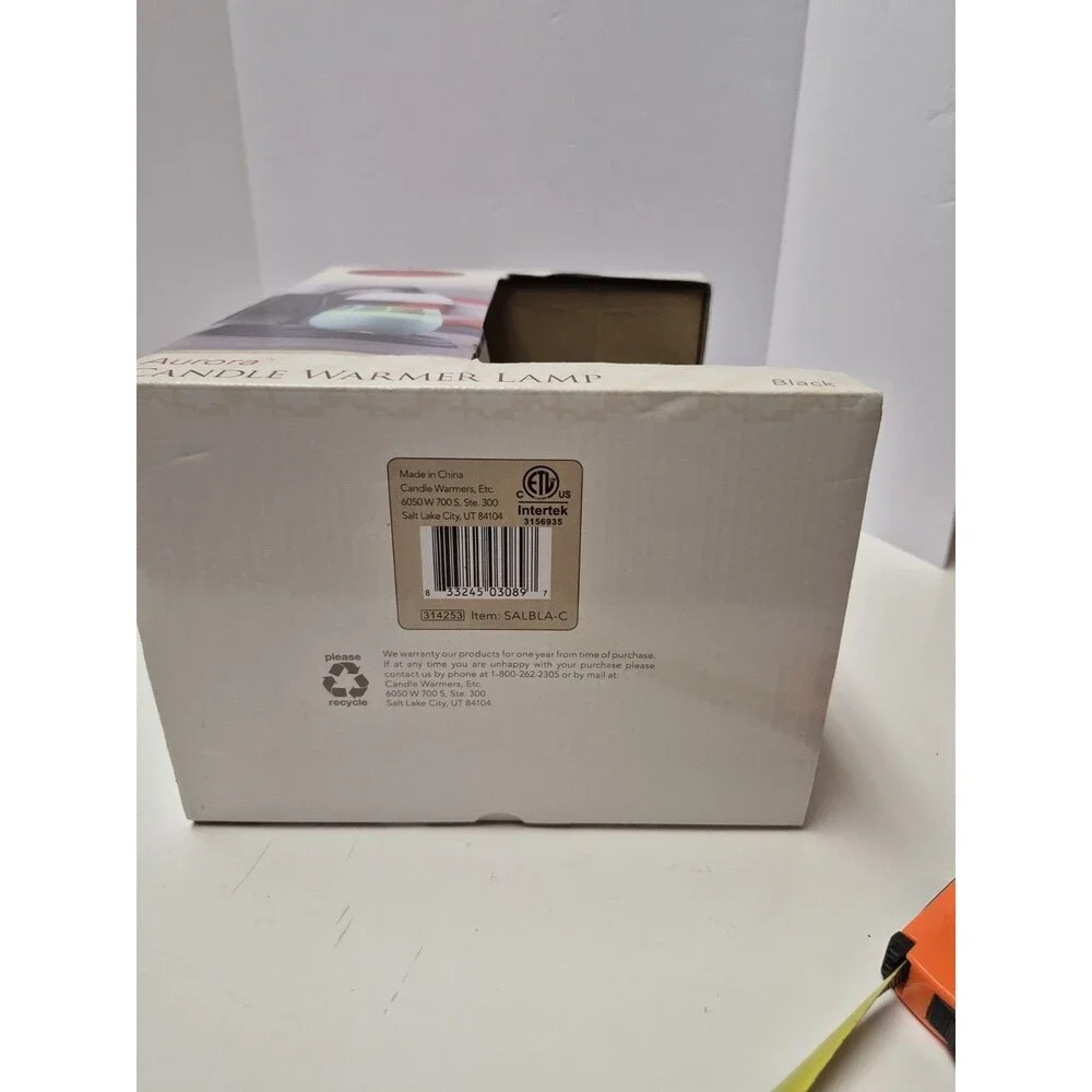 New In Box Aurora Candle Warmer Lamp Black